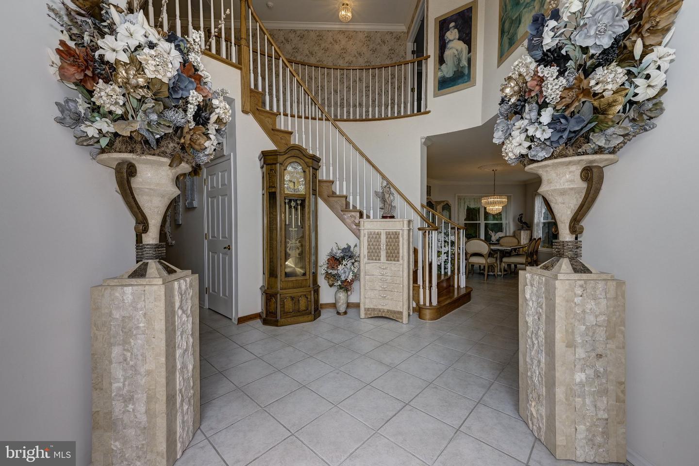 8 Wells Ct Property Photo 7