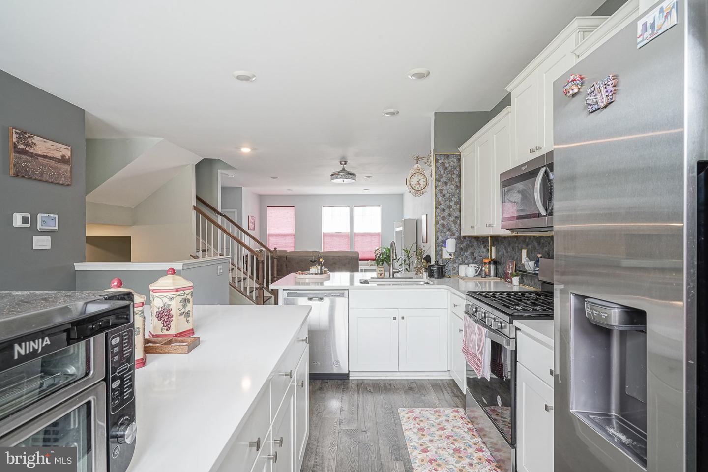 60 Autumn Park Dr Property Photo 18