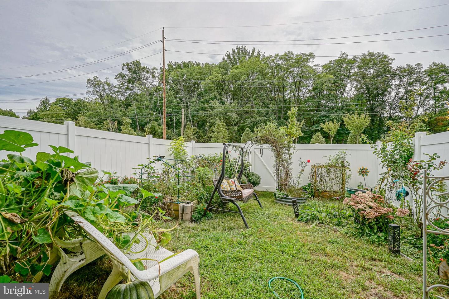 60 Autumn Park Dr Property Photo 41