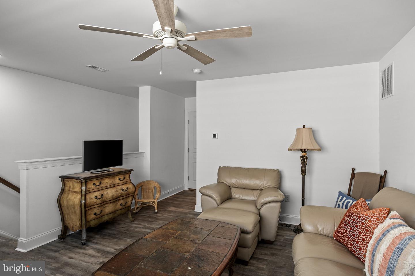 74 Langport Dr Property Photo 21
