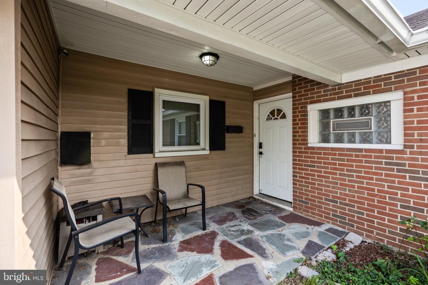 24 Mayapple Ln Property Photo 3