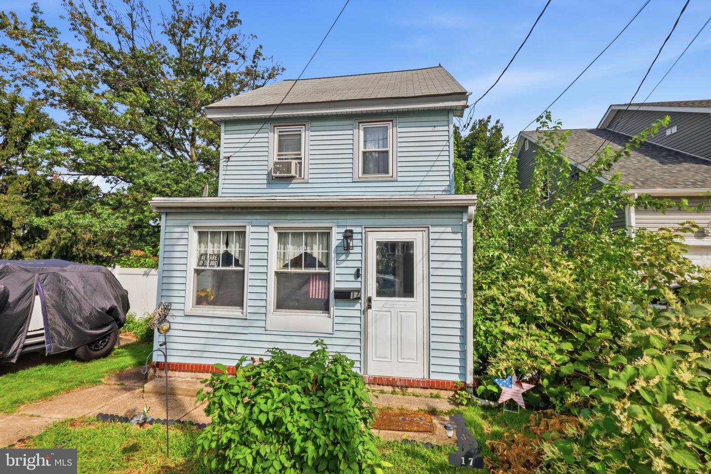 17 Polk St Property Photo 2
