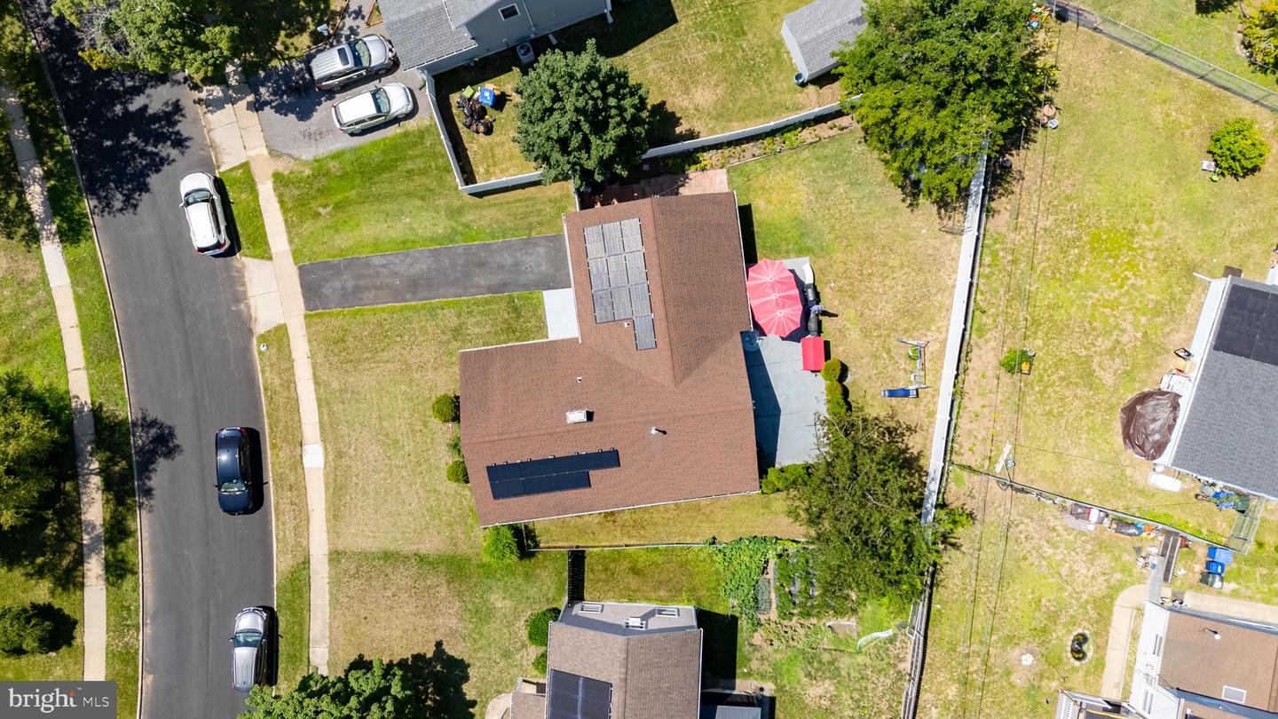 5 Babcock Ln Property Photo 28
