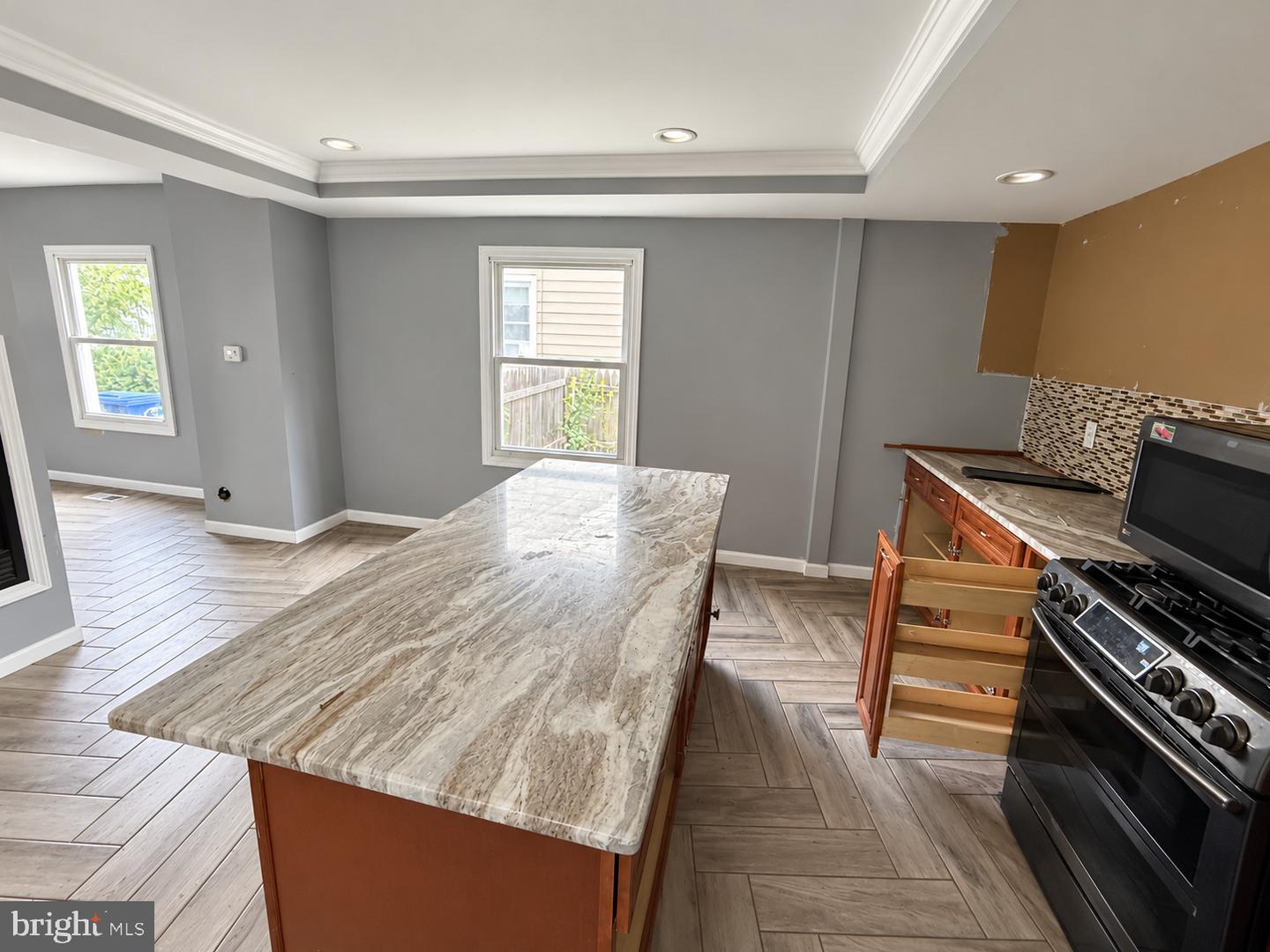503 Delaware Ave Property Photo 7