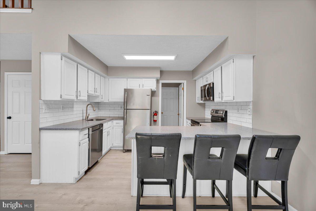 105 Berkshire Way Property Photo 8