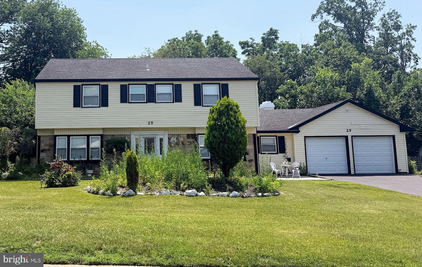 25 TRAYNOR LN