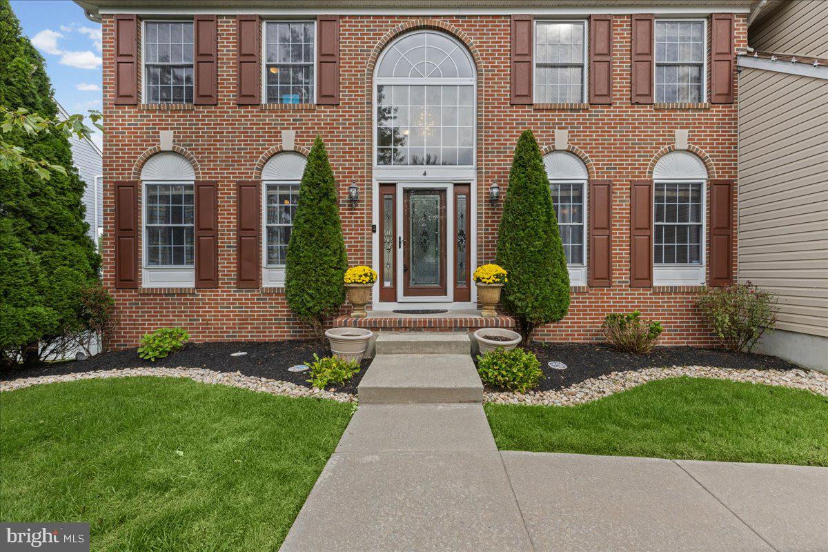 4 Dimsdale Dr Property Photo 4