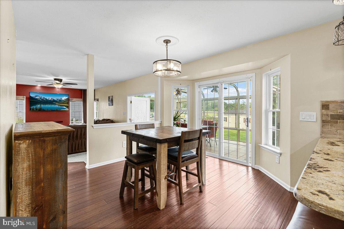 4 Dimsdale Dr Property Photo 16