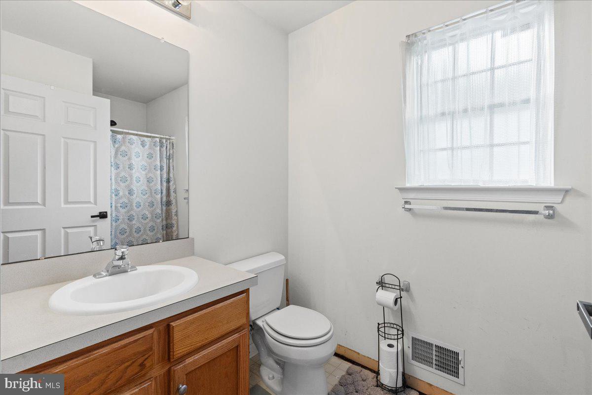 4 Dimsdale Dr Property Photo 22