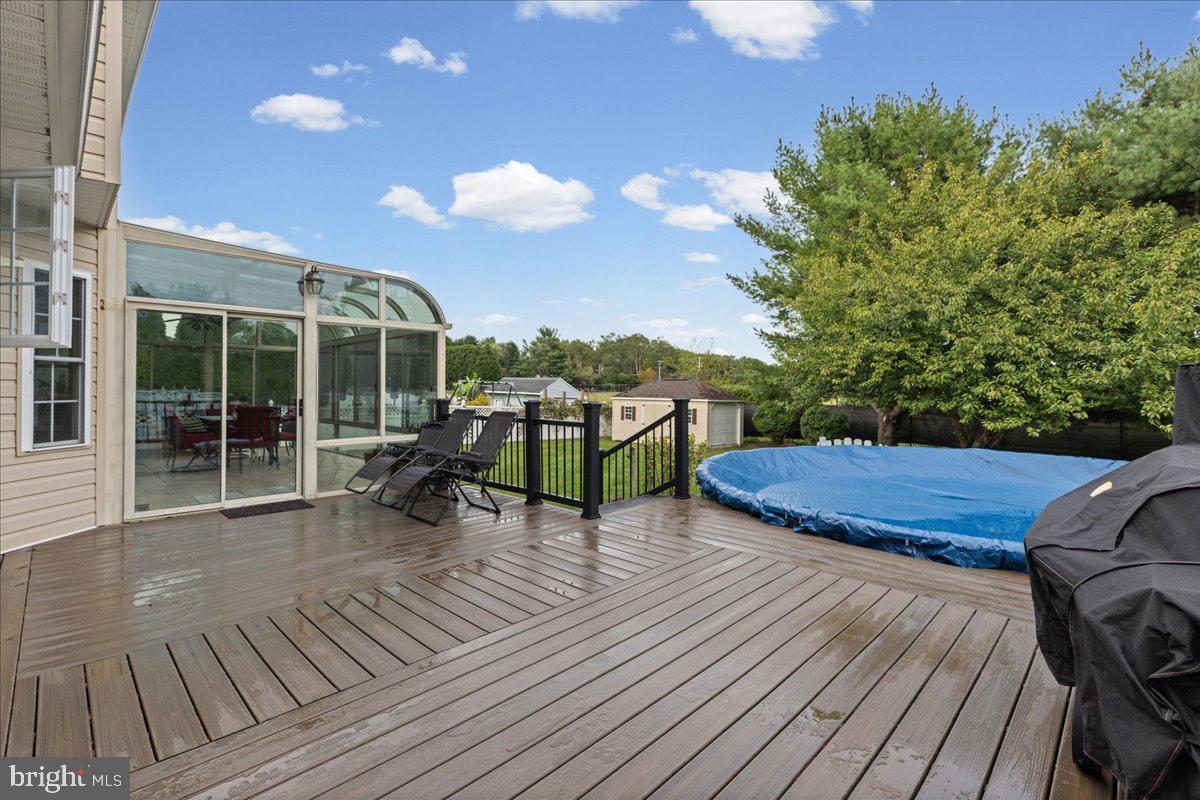 4 Dimsdale Dr Property Photo 40