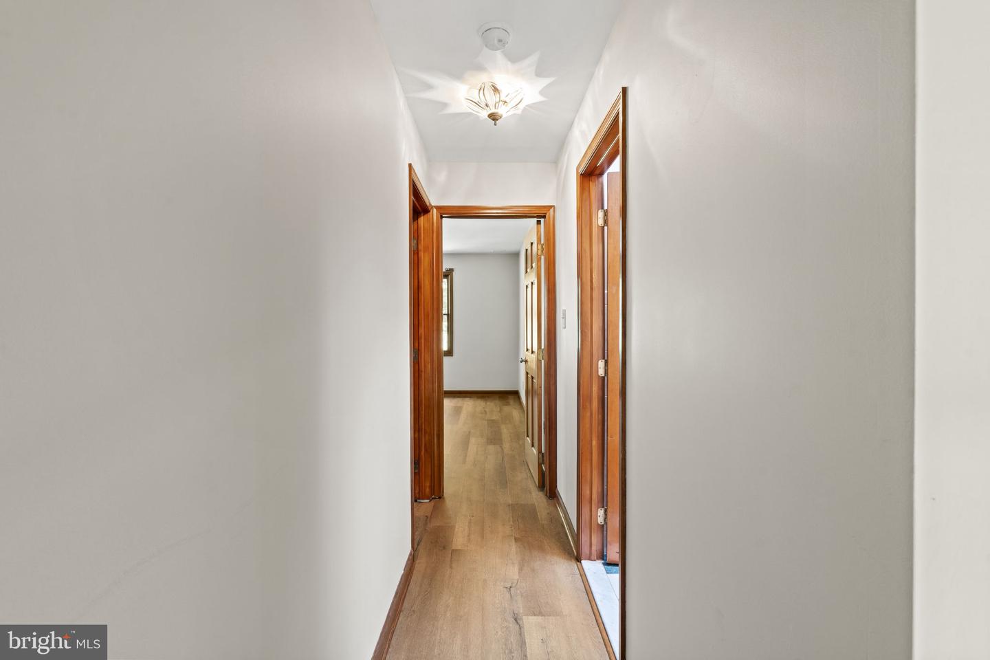 728 Marshall St Property Photo 30