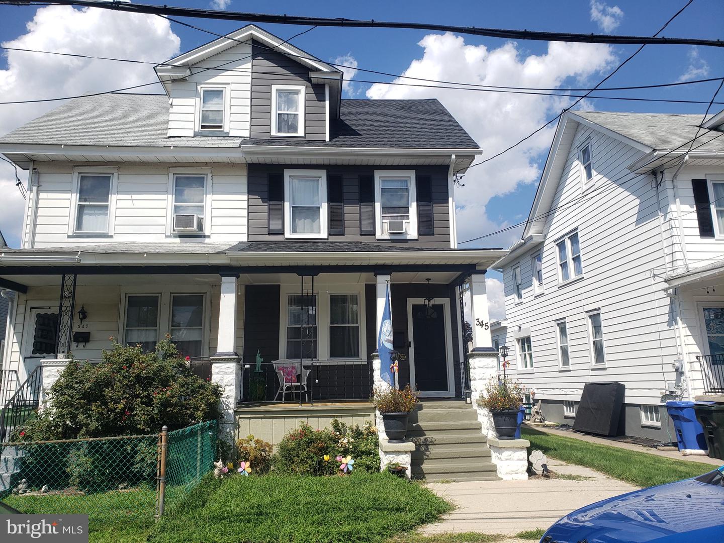 345 Elm Ave Property Photo 1