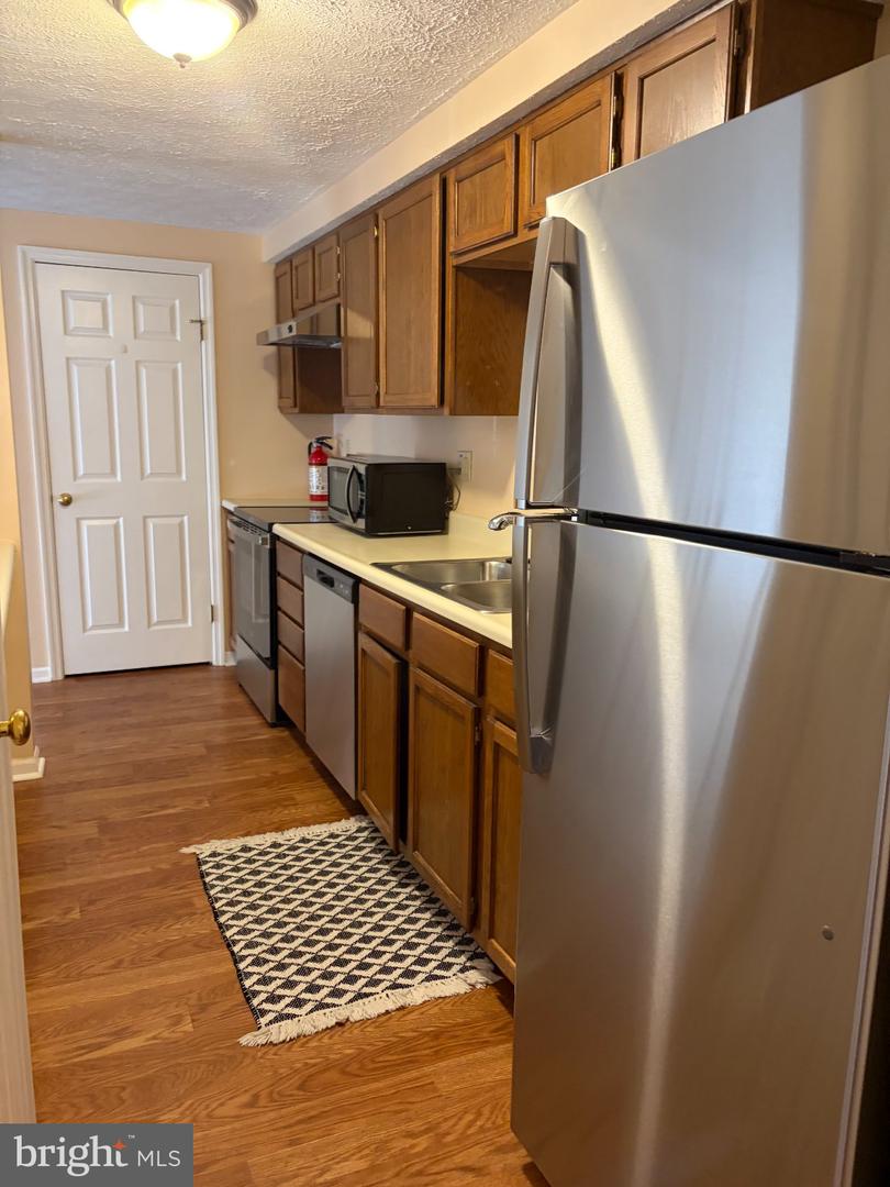 65 Sweetfern Ct Property Photo 4