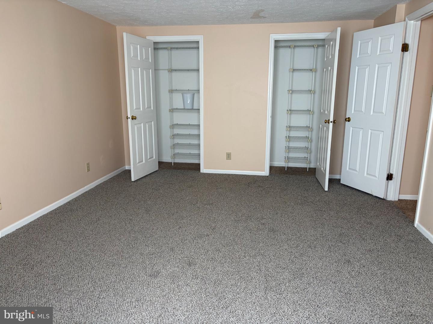 65 Sweetfern Ct Property Photo 6