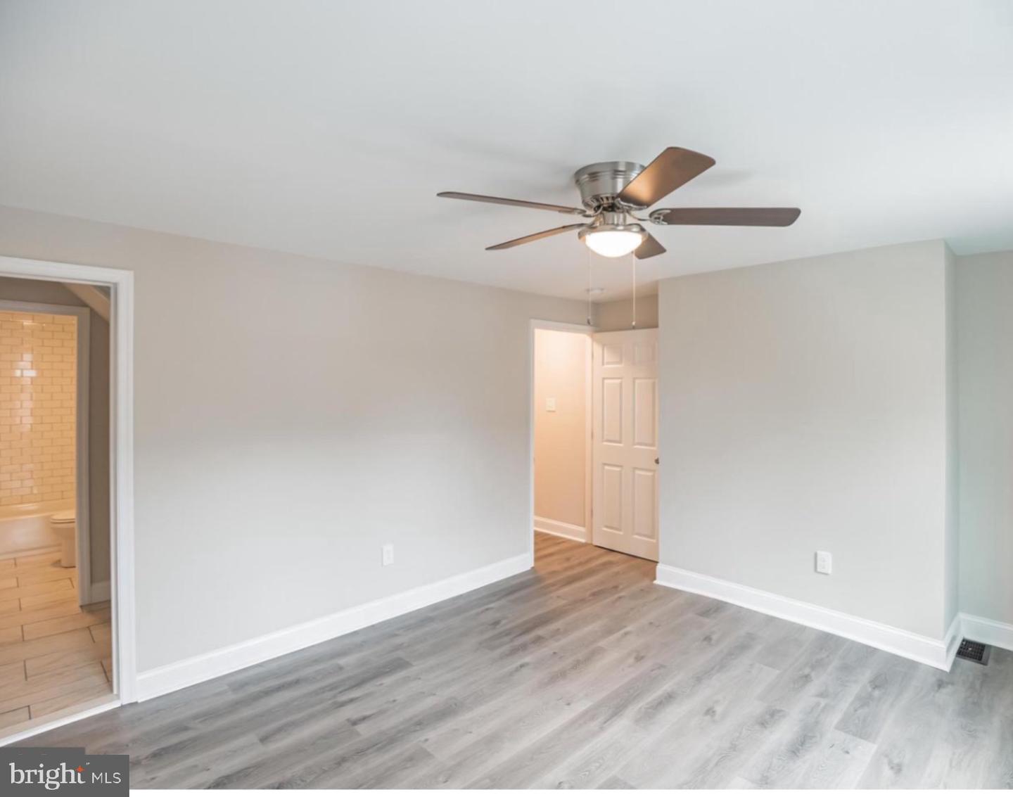 404 Lawrence St Property Photo 10