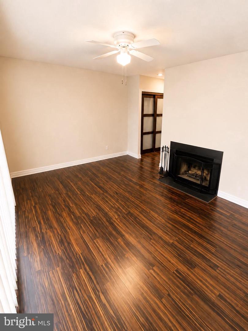 11-b E Daisy Ln #b Property Photo 6