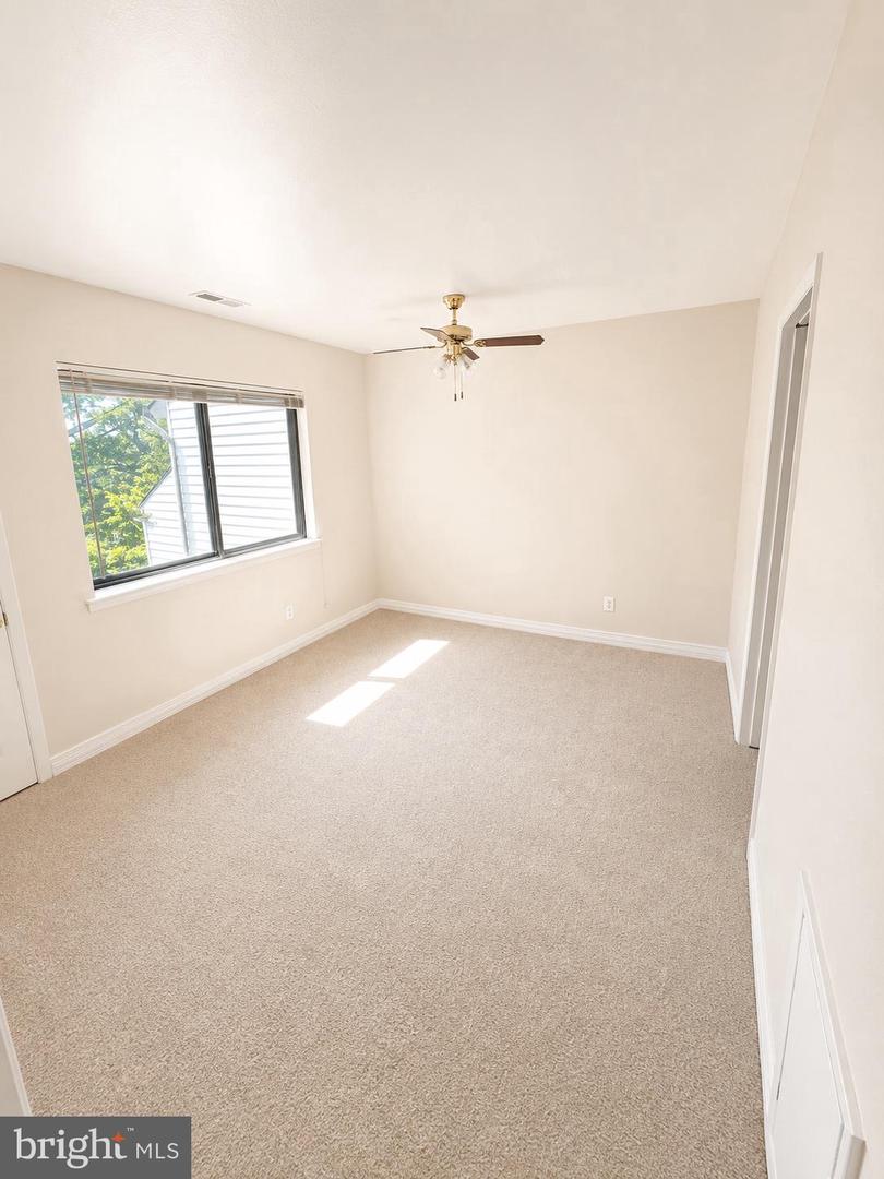 11-b E Daisy Ln #b Property Photo 7