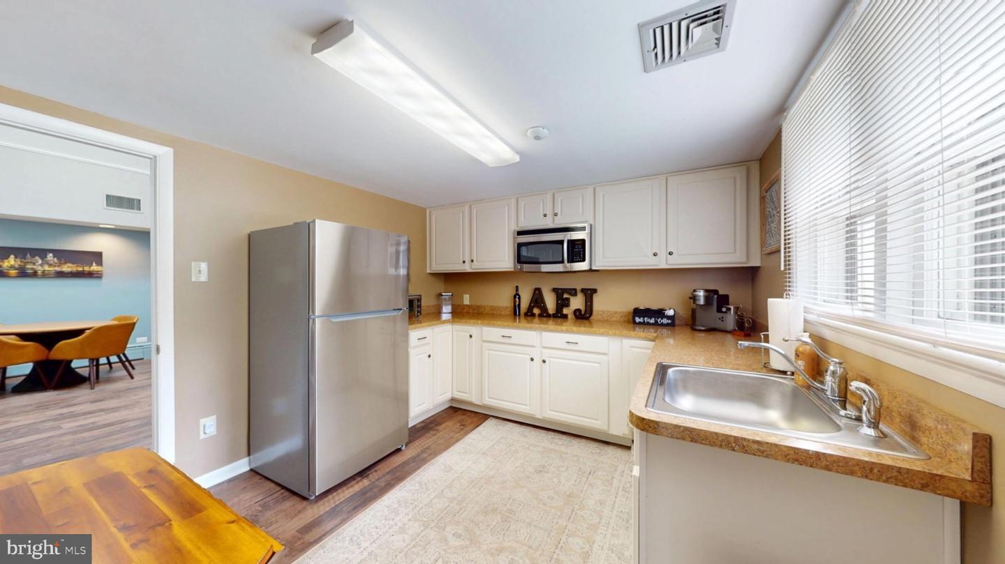 172 Tuckerton Rd Property Photo 33