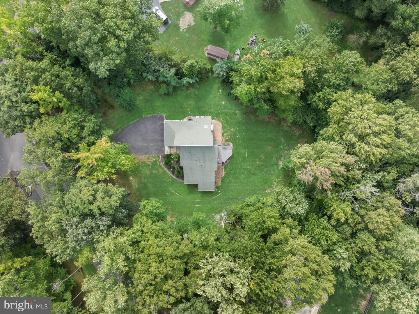 1 Bloomer Dr Property Photo 40