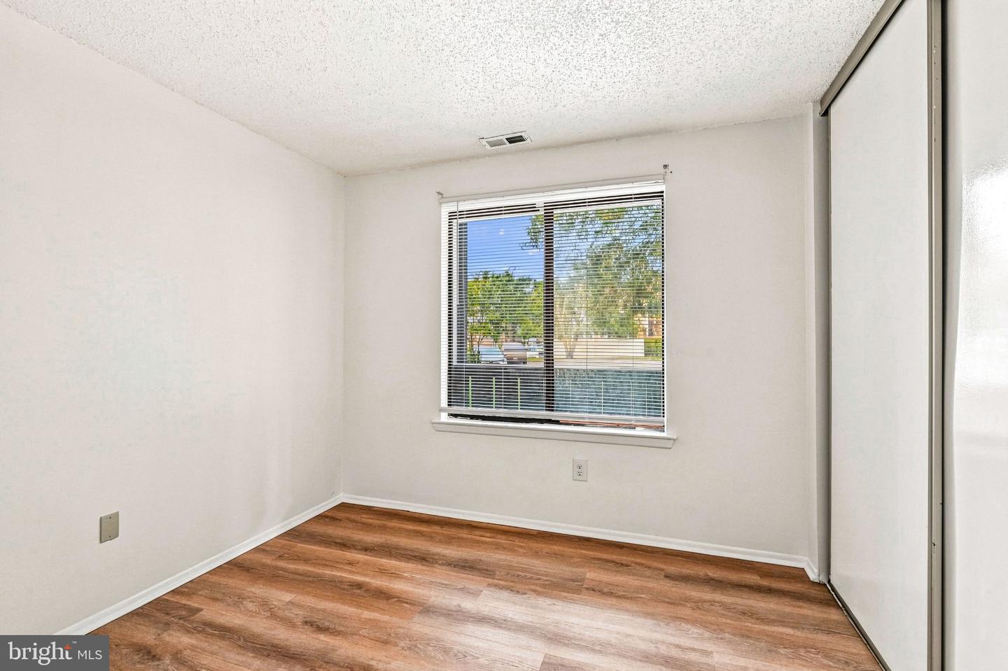 5301-a Aberdeen Dr Property Photo 14