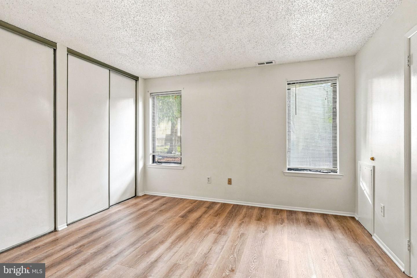 5301-a Aberdeen Dr Property Photo 16