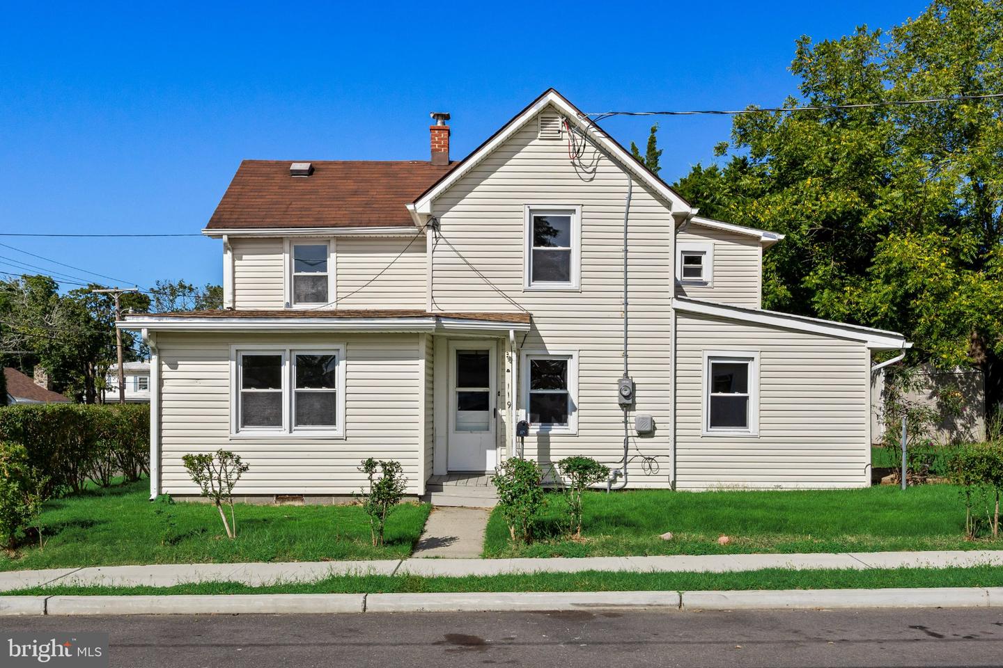 119 Jane St Property Photo 1