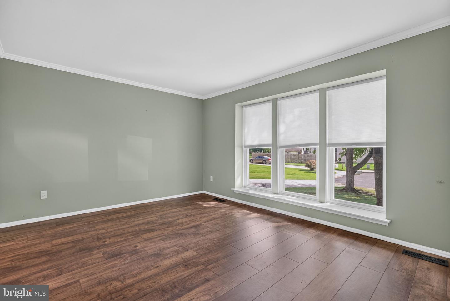 9 Camelia Ln Property Photo 7