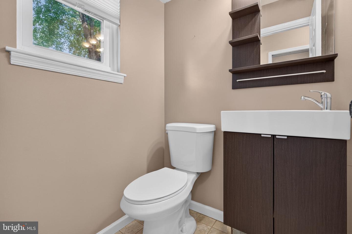 9 Camelia Ln Property Photo 17