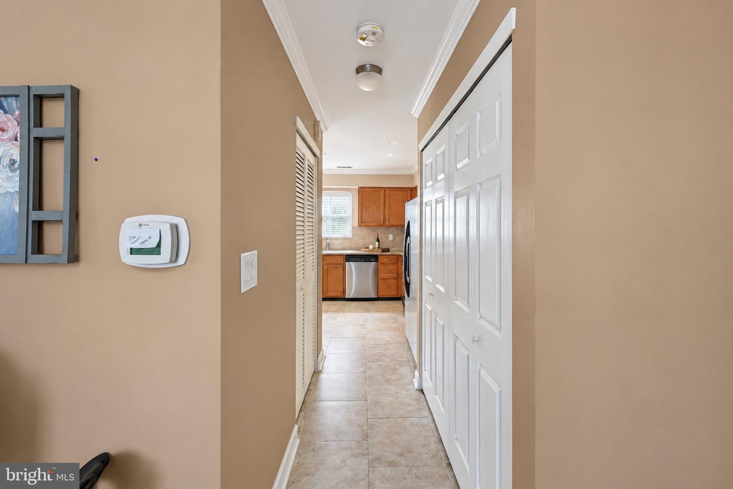 146 Crown Prince Dr Property Photo 13