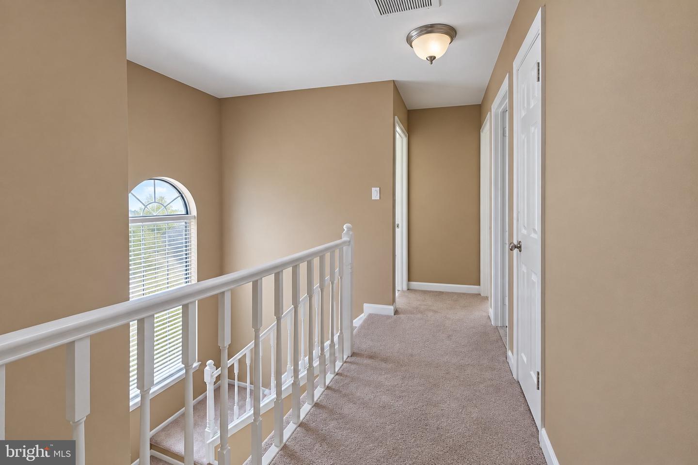 146 Crown Prince Dr Property Photo 15