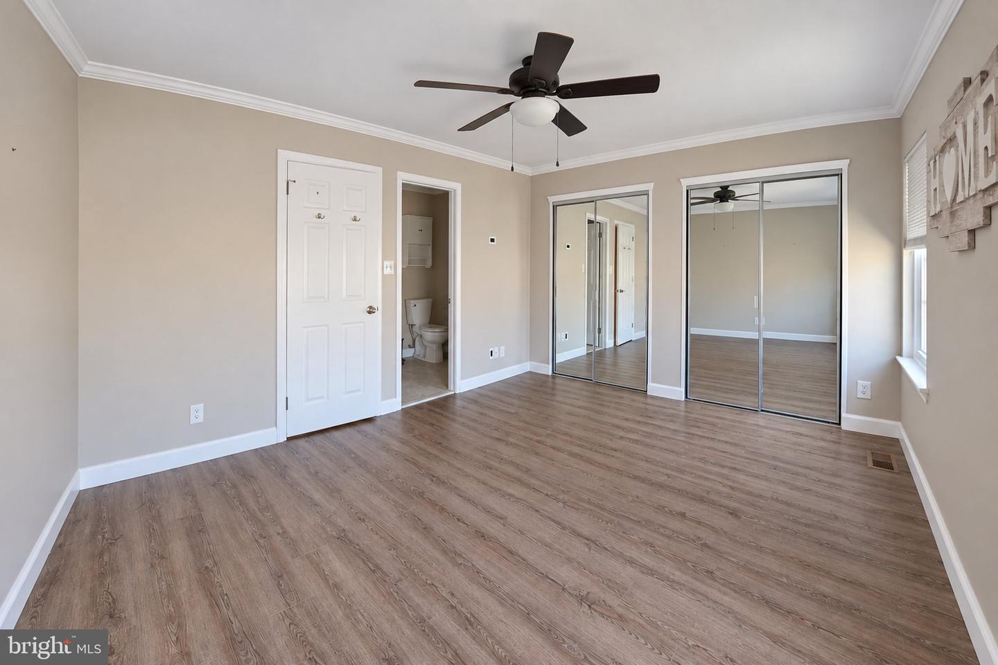 146 Crown Prince Dr Property Photo 18