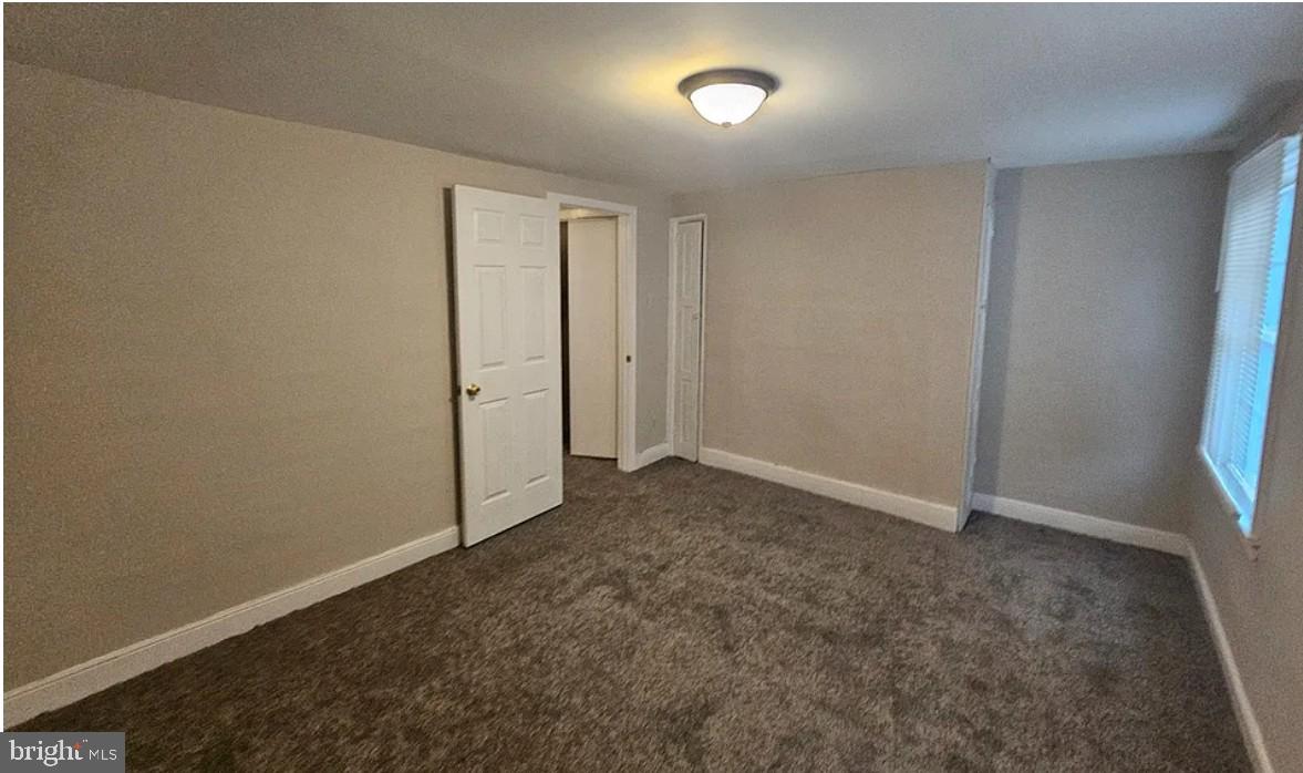 35 Paxson St Property Photo 6