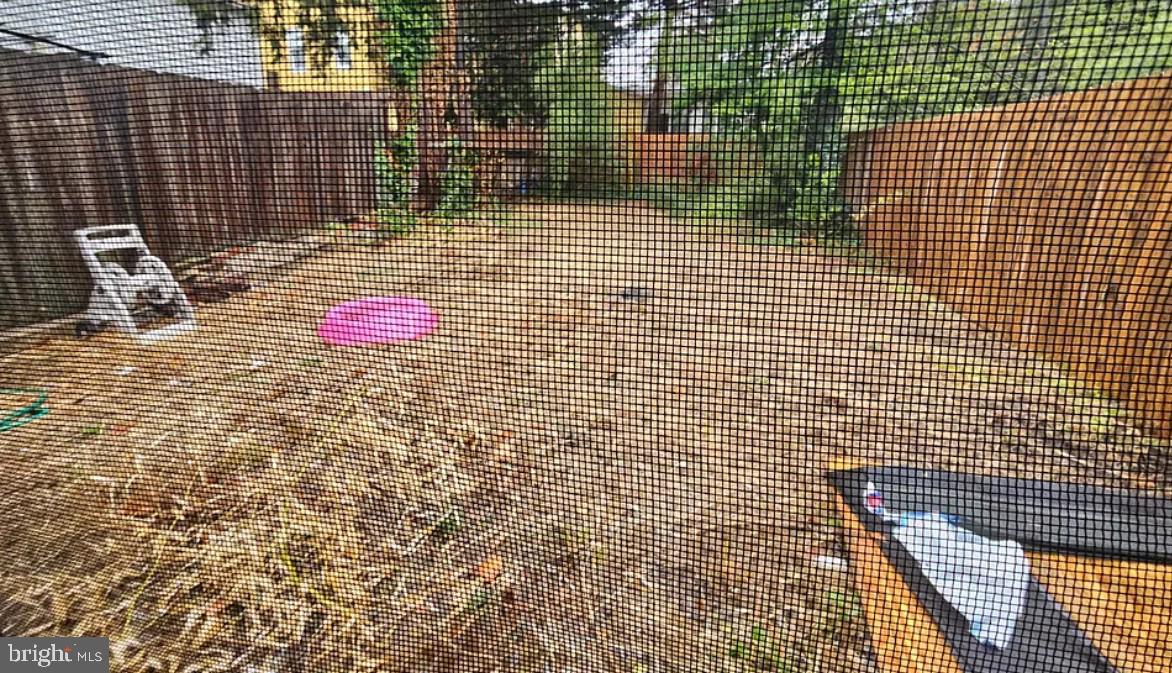 35 Paxson St Property Photo 9