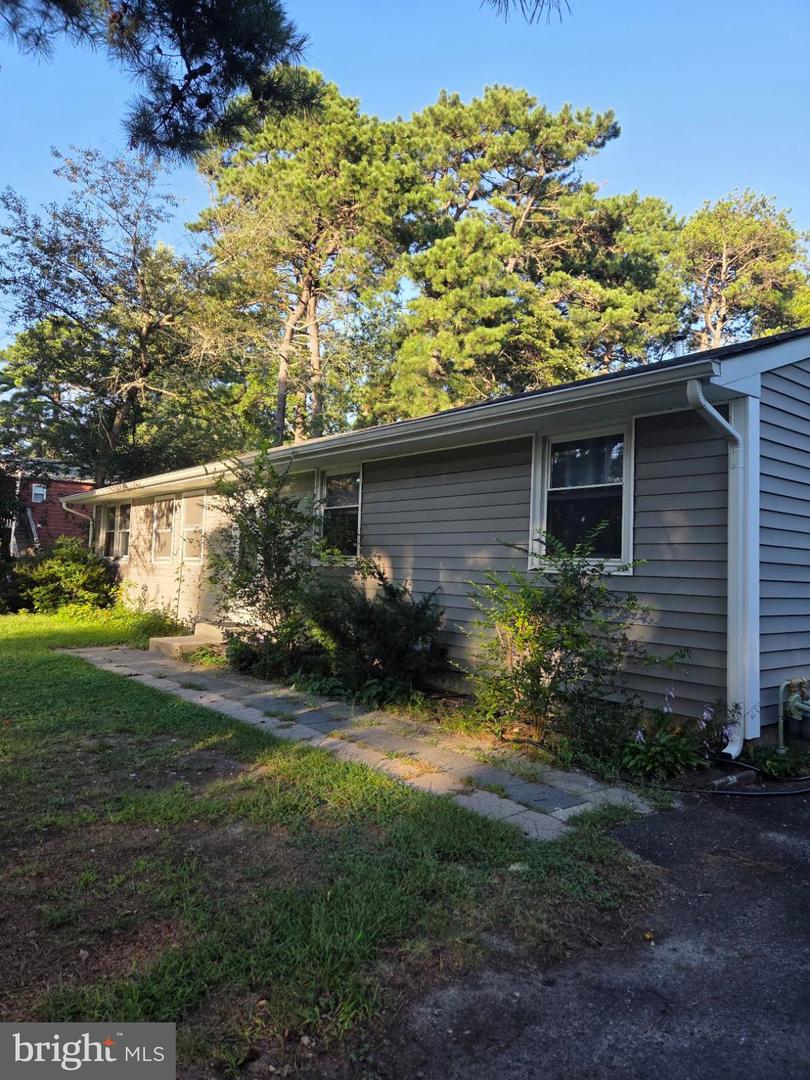 303 Spring Lake Blvd #7 Property Photo 1