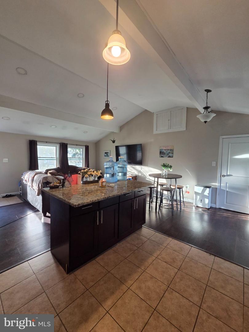 303 Spring Lake Blvd Property Photo 12