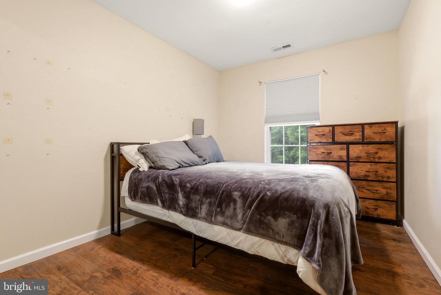 1504-b Denham Ct Property Photo 14