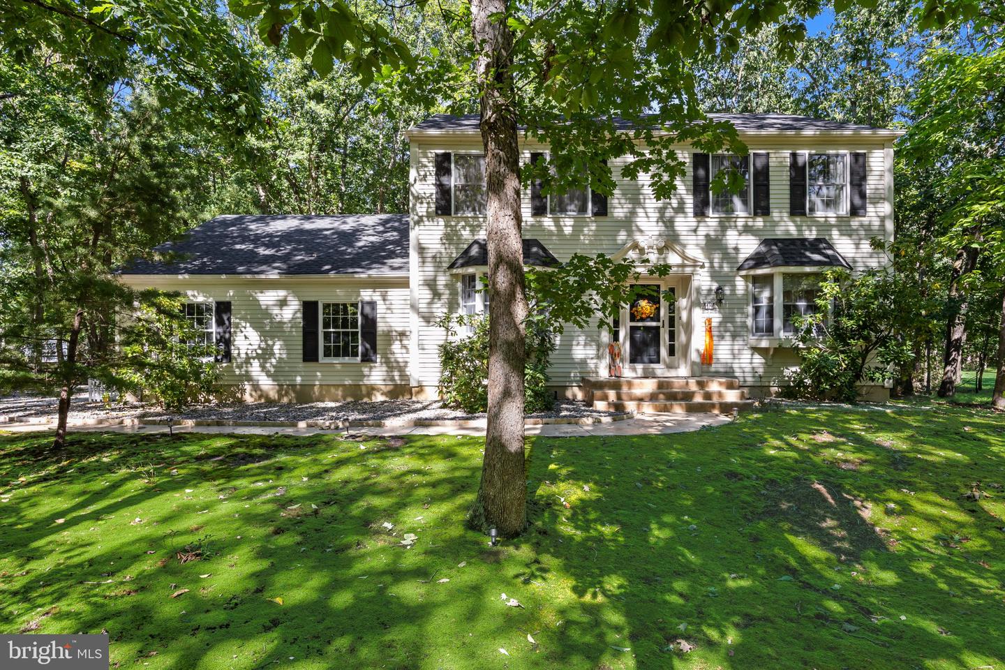 14 Wethersfield Dr Property Photo 1