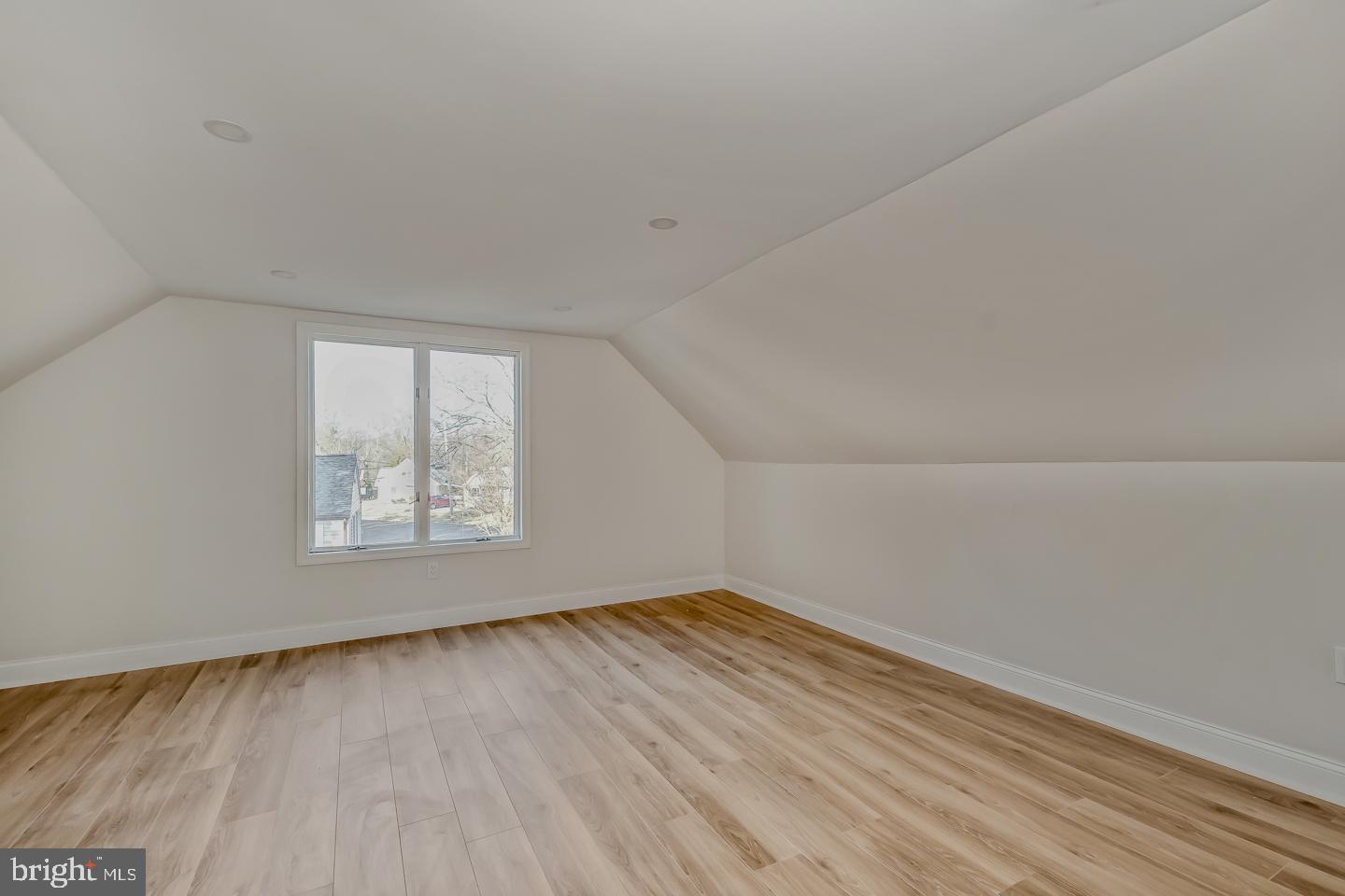 12 Overbrook Ave Property Photo 15