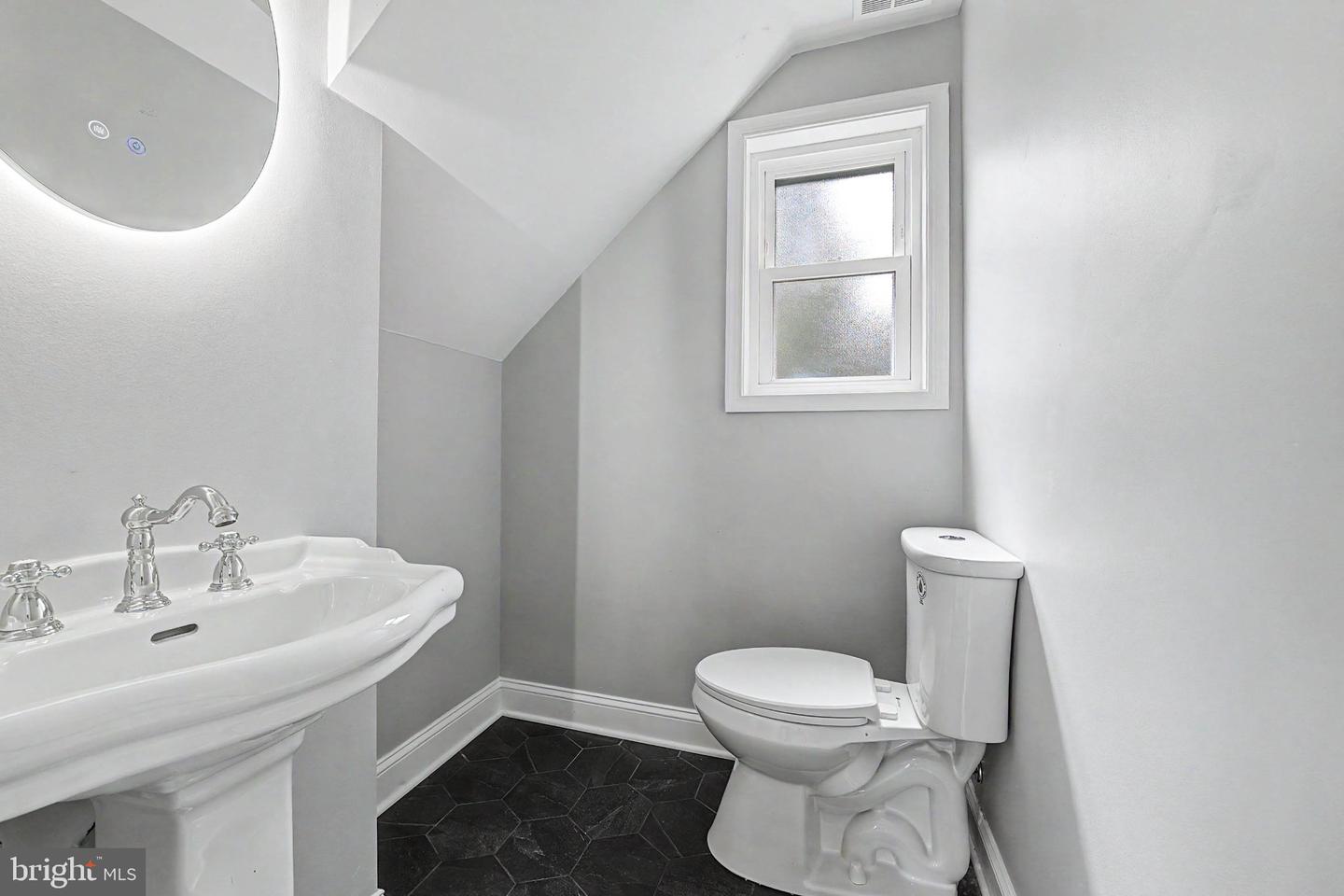 4 S Maple Ave Property Photo 15