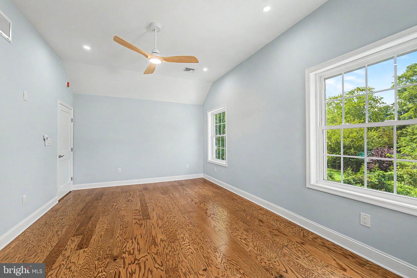 4 S Maple Ave Property Photo 23