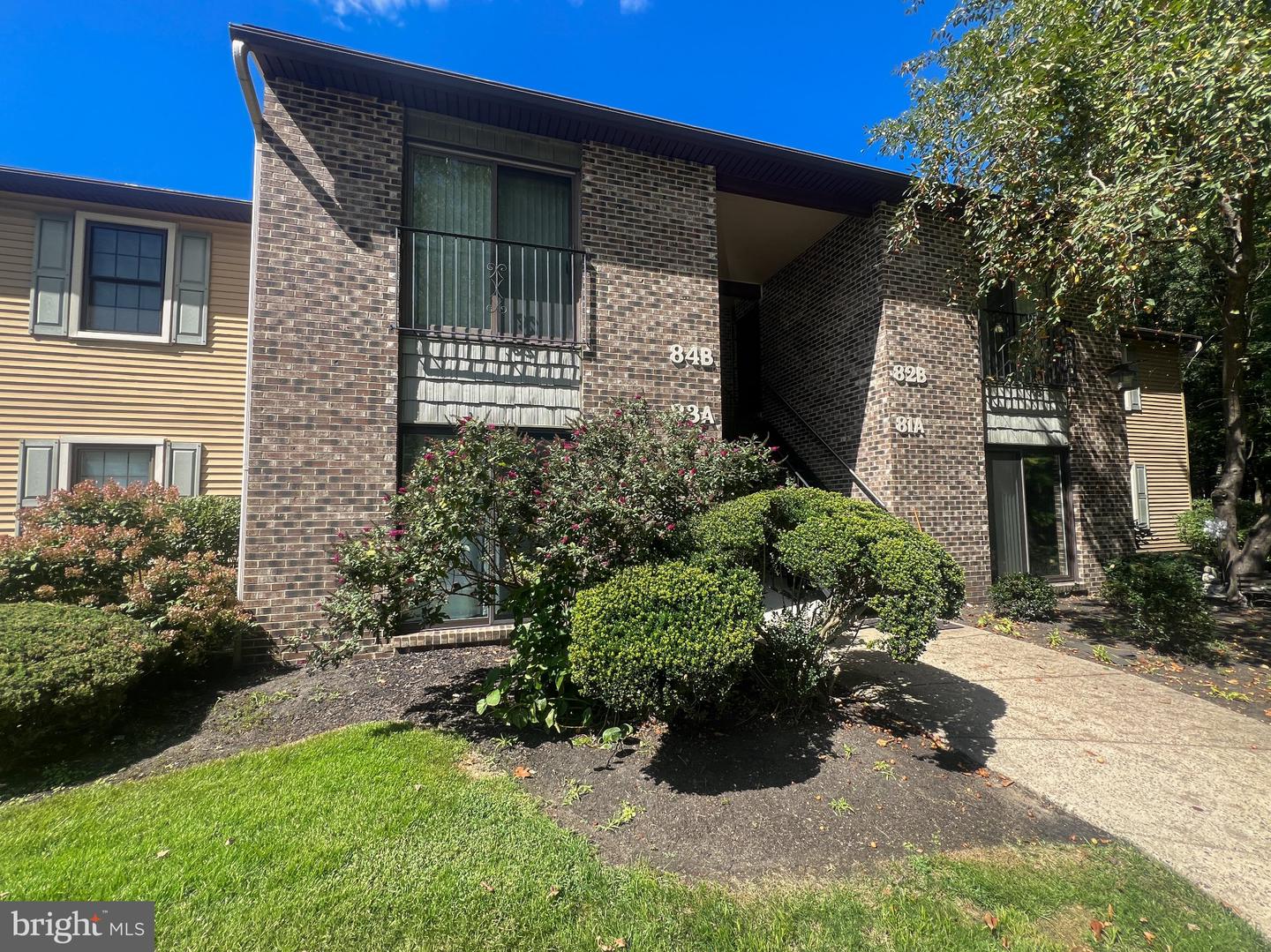 81a W West Bluebell Ln Property Photo 1