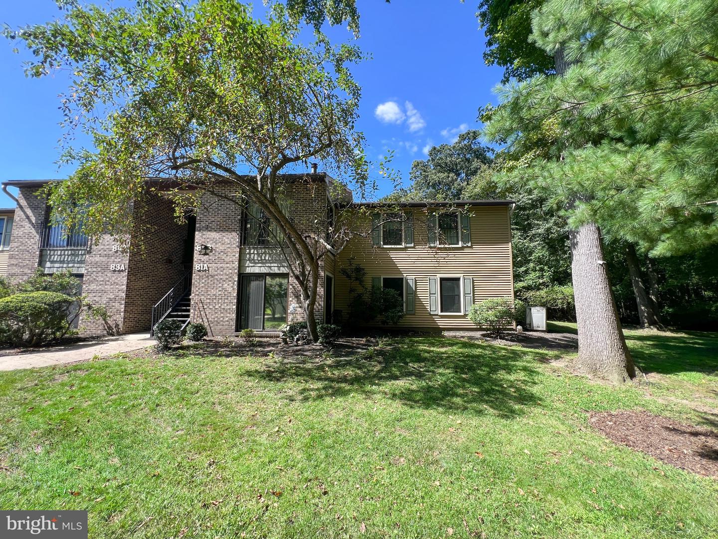 81a W West Bluebell Ln Property Photo 2
