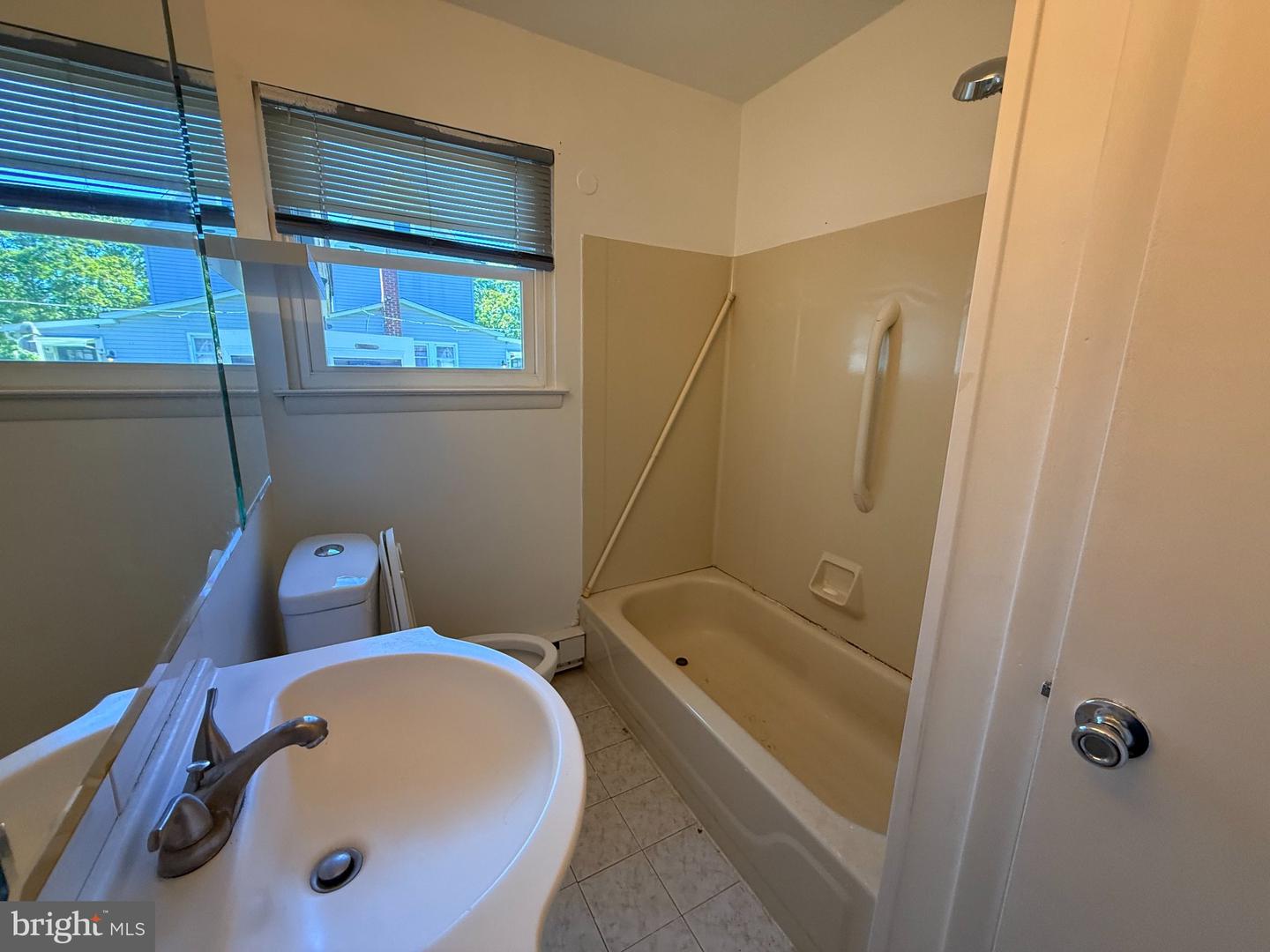 30 Jefferson St Property Photo 14