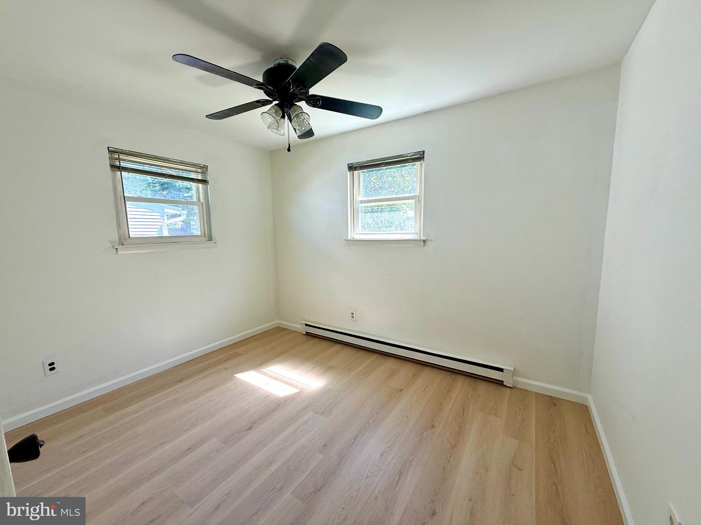 30 Jefferson St Property Photo 17