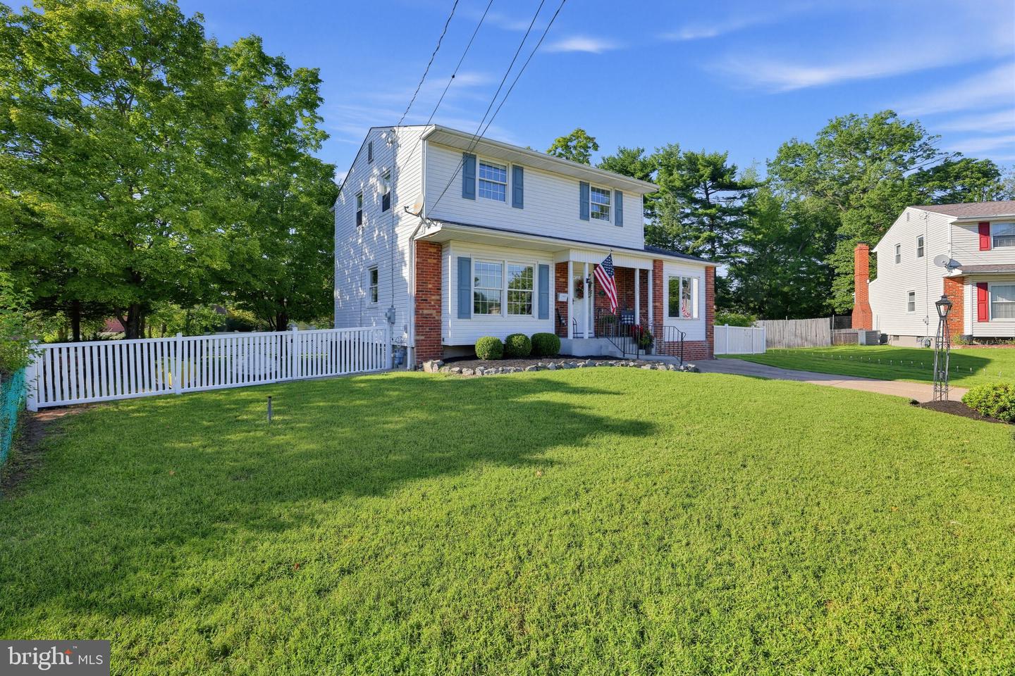 309 Ithaca Ct Property Photo 2