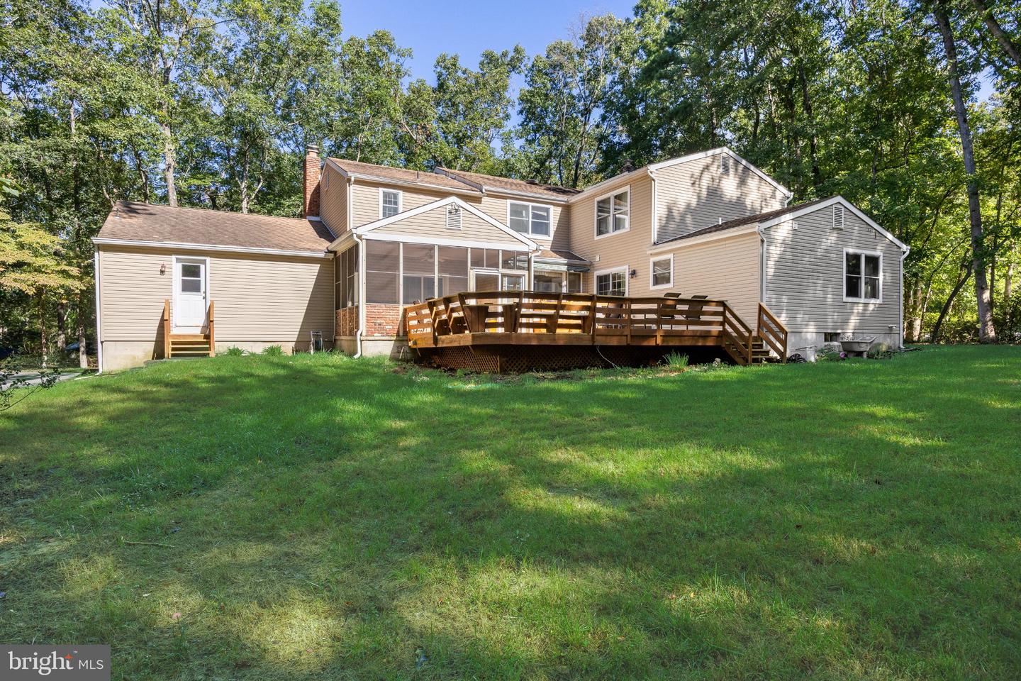 107 Shadow Lake Dr Property Photo 11