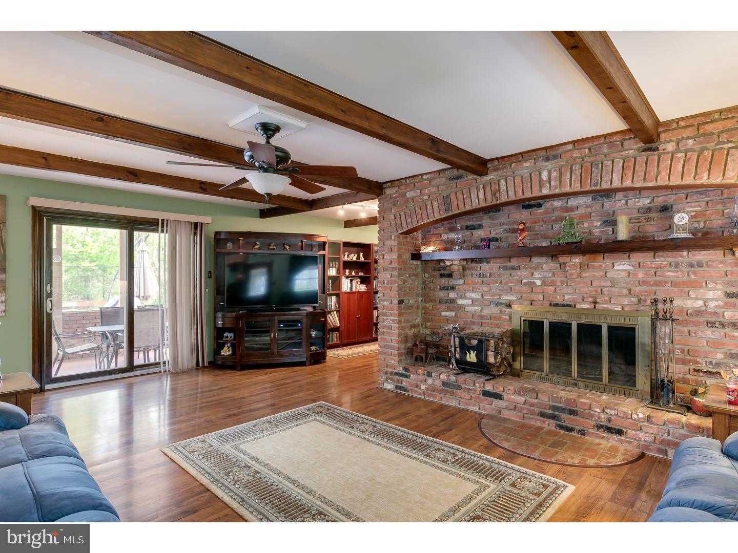 107 Shadow Lake Dr Property Photo 24