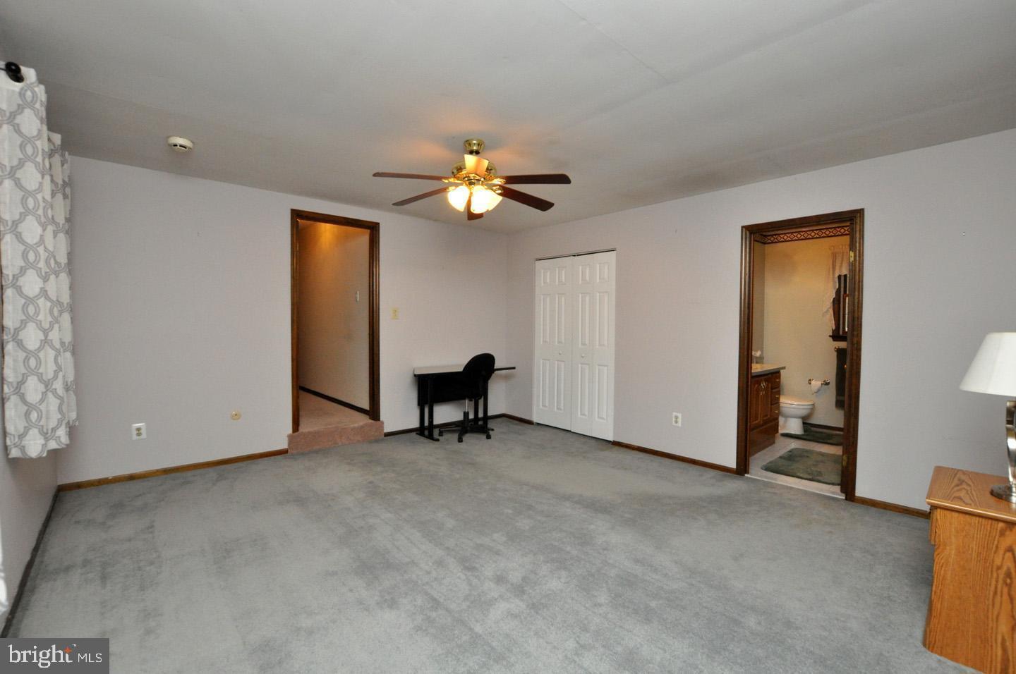 107 Shadow Lake Dr Property Photo 32
