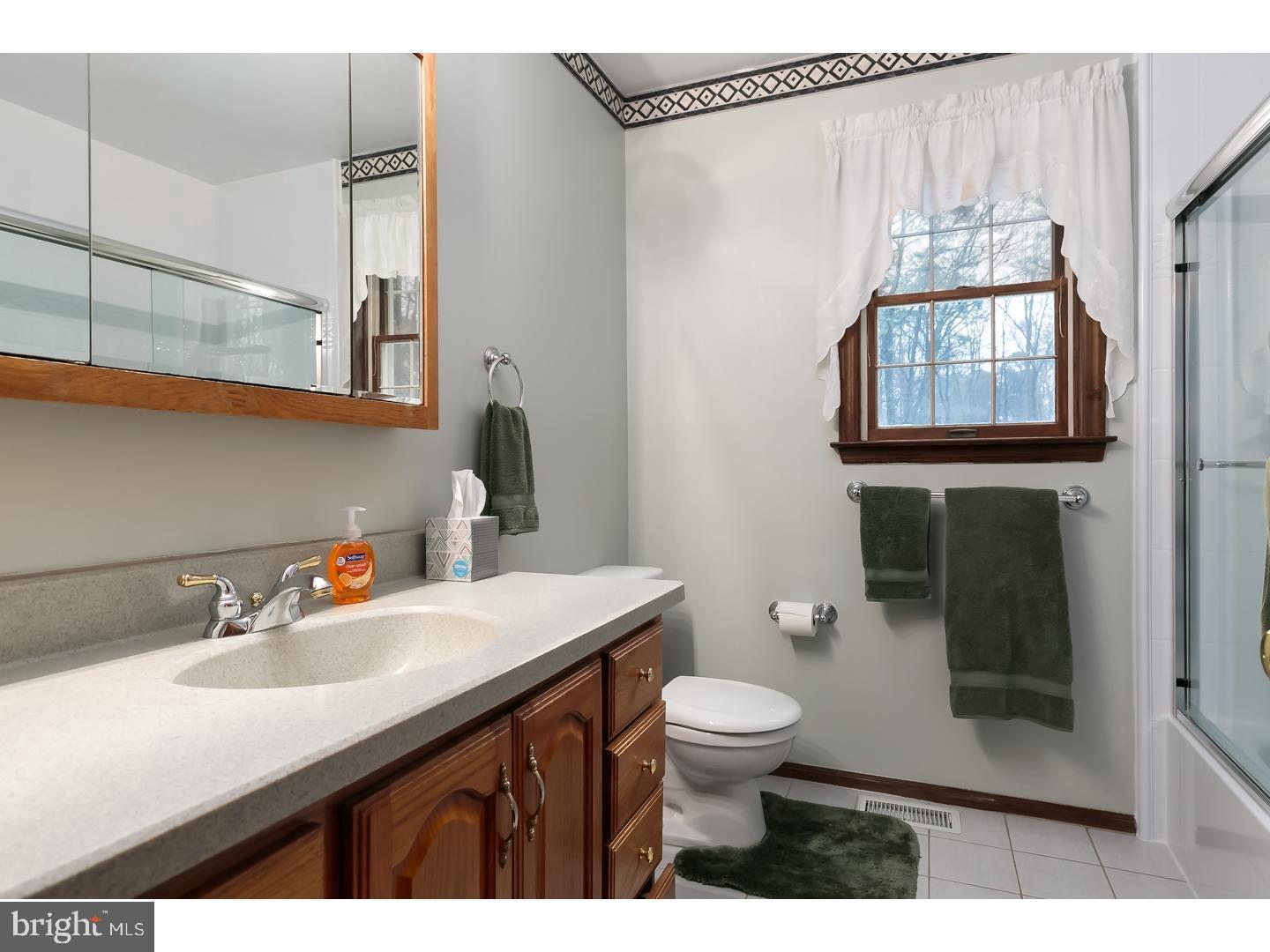 107 Shadow Lake Dr Property Photo 33