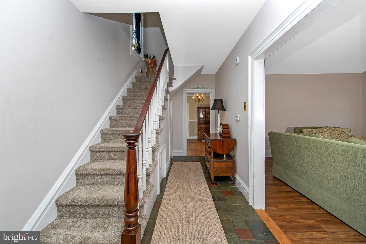 303 Van Sciver St Property Photo 4